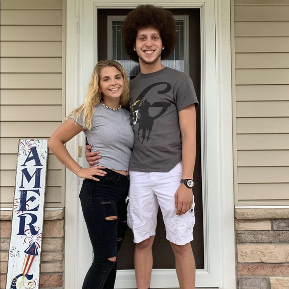 Meet your Posher, Tyler - Picture 1 of 1